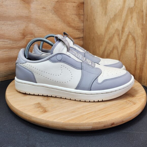 Nike Air Jordan 1 Retro Low Slip-On - Picture 1 of 9